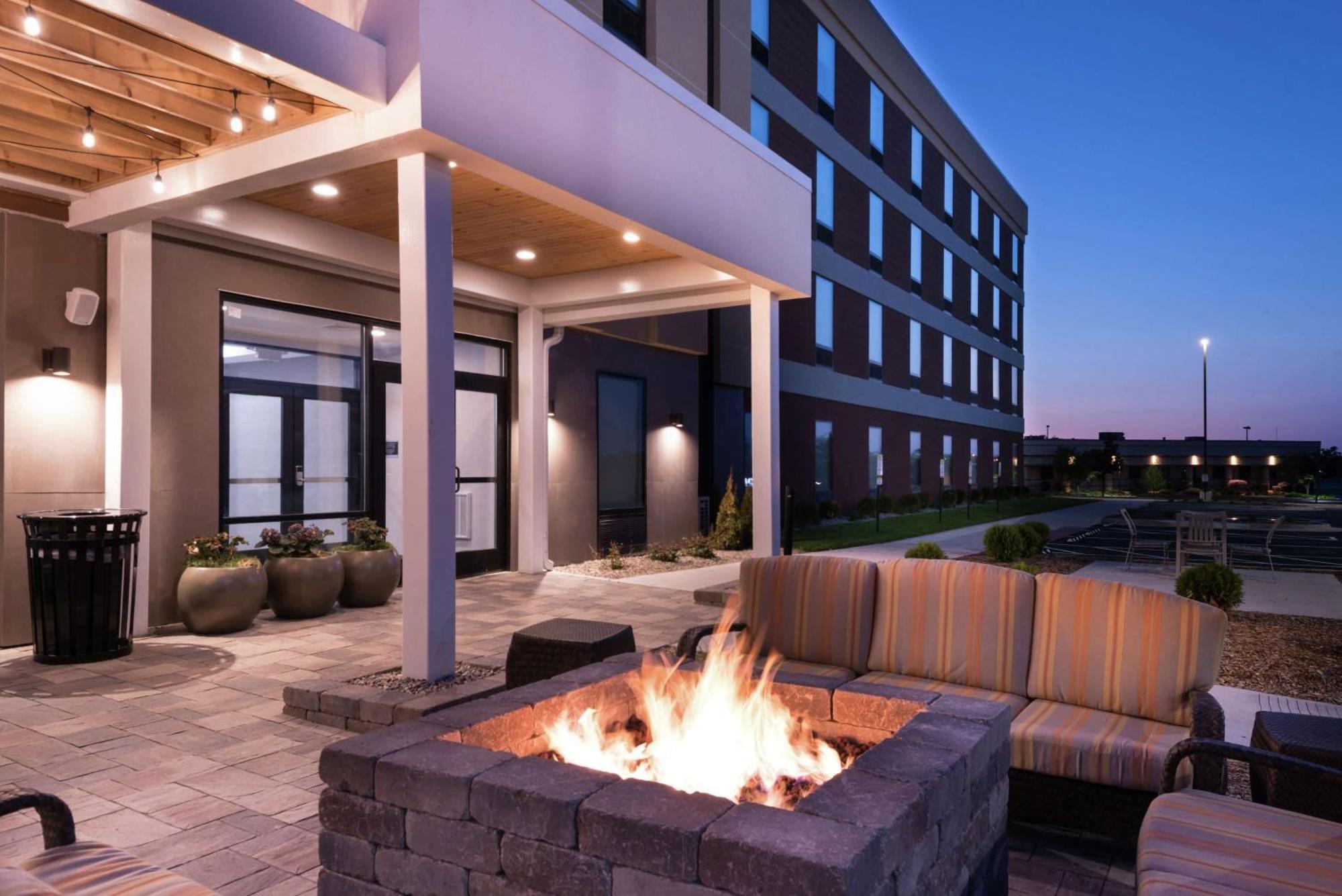 Home2 Suites By Hilton Merrillville Eksteriør billede